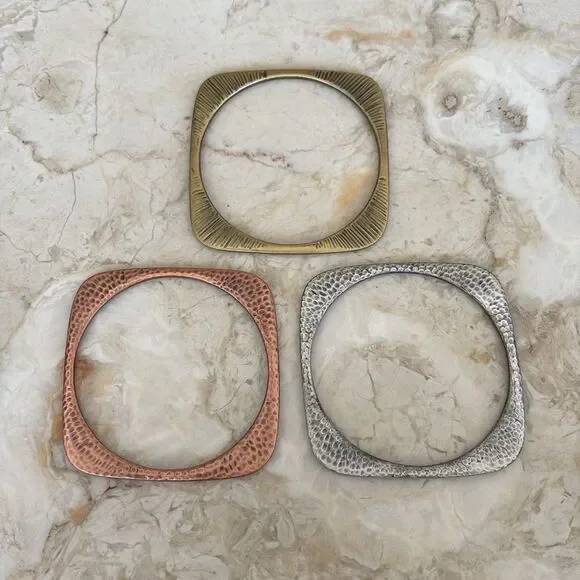 Tri-Colour Modernist Bangle Bracelets - Picture 4 of 6